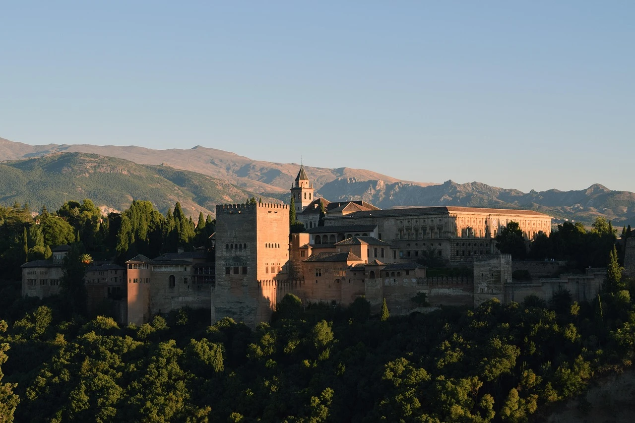 Lemon Hostel Granada Spain